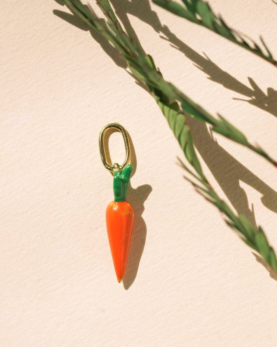 Carrot Charm - satomistudio