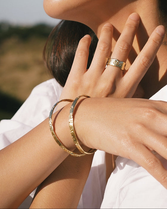 Sky Cluster Flat Bangle