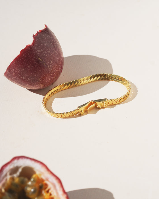 Flat Herringbone Bracelet