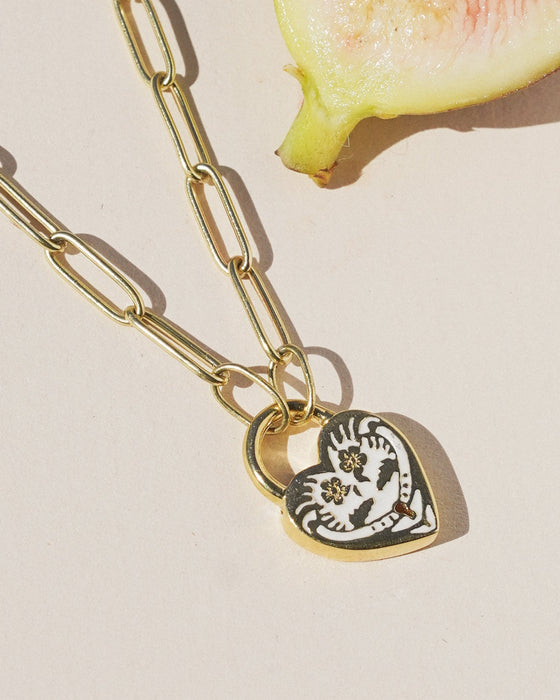 Gembok Enameled Heart