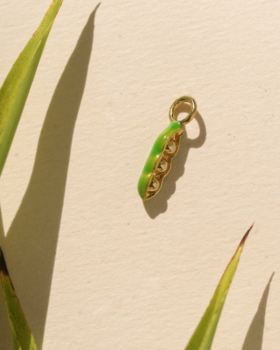 Mini Pea Pod Charm