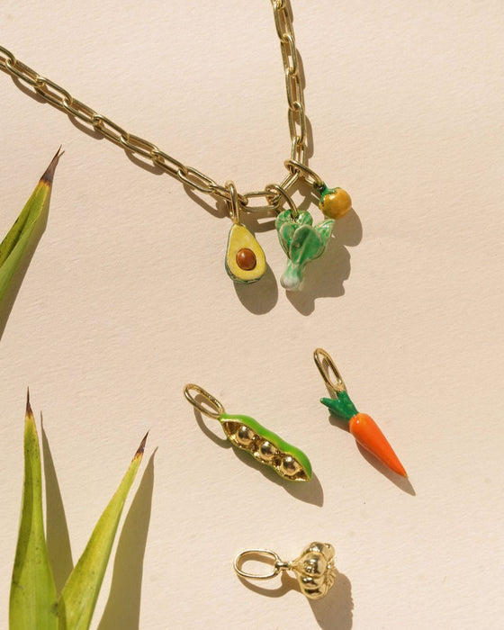 Pea Pod Charm - satomistudio