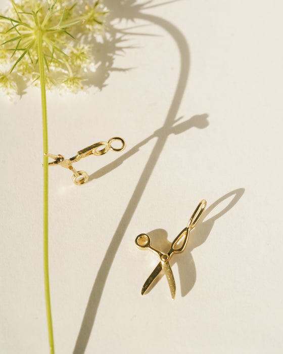 Scissors charm